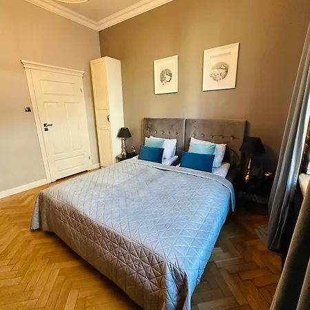 Narutowicza 52 Parking Free Apartament