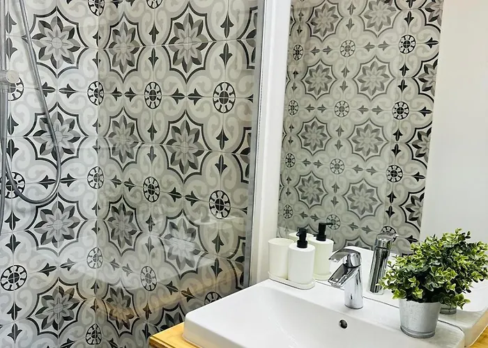 Narutowicza 52 Parking Free Apartment *